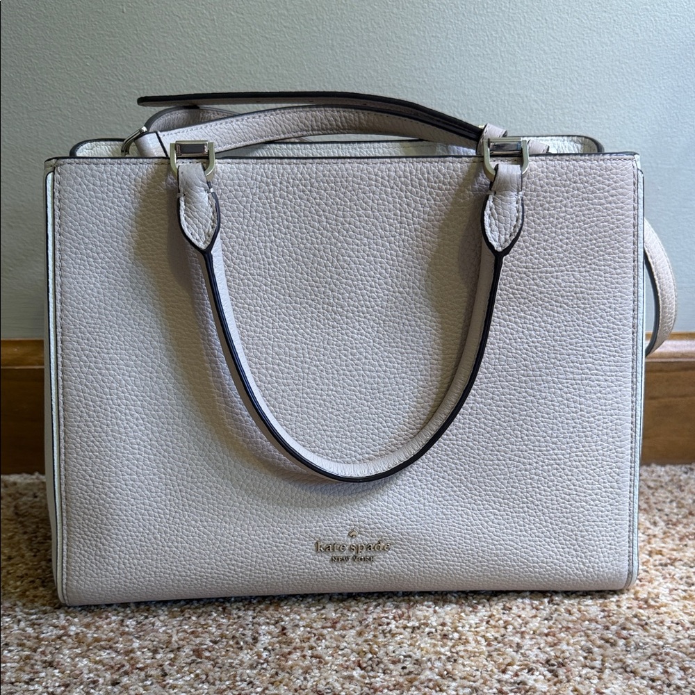 kate spade Leila Medium Triple Compartment Shoulder Bag